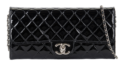 East West Clutch On Chain, front view